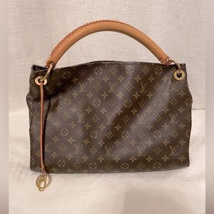 LOUIS VUITTON Monogram Artsy MM